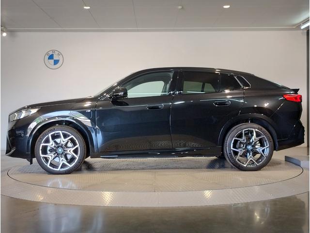 2024 BMW IX2 XDRIVE30 M SPORT