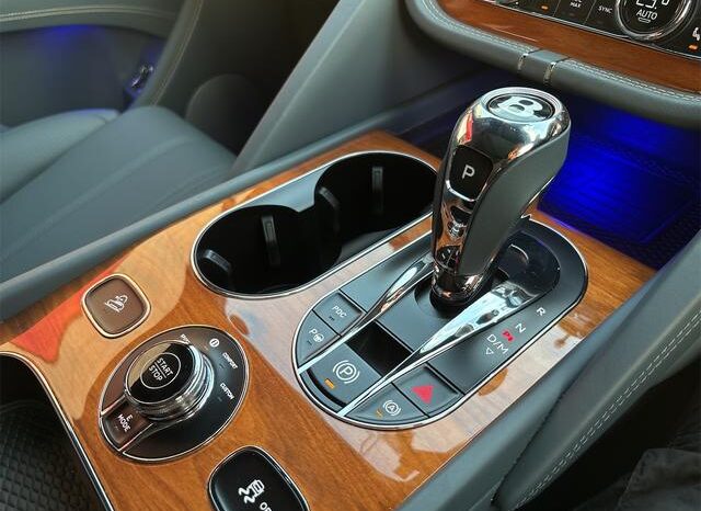 
								2022 BENTLEY BENTAYGA HYBRID #266006 full									