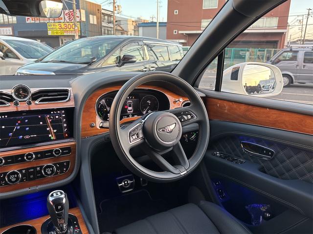 2022 BENTLEY BENTAYGA HYBRID #266006