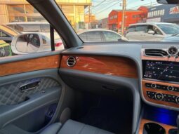 
										2022 BENTLEY BENTAYGA HYBRID #266006 full									