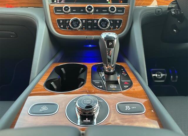 
								2022 BENTLEY BENTAYGA HYBRID #266006 full									