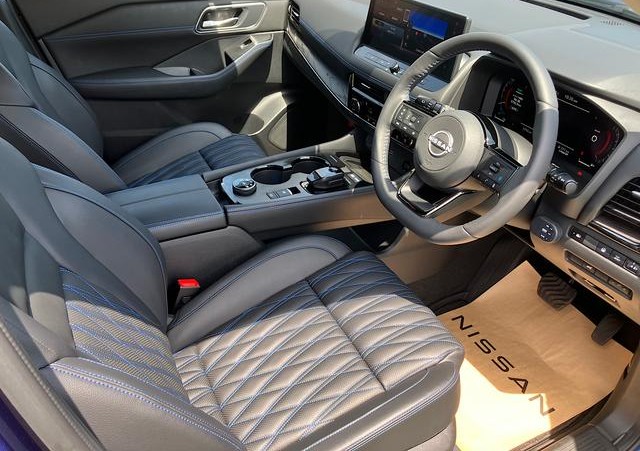 
								NISSAN X-TRAIL 2023 Autech e-4ORCE full									