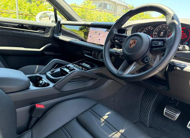 
								2025 PORSCHE CAYENNE COUPE CAYENNE GTS COUPE #266003 full									