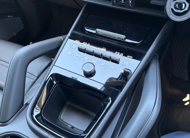 
								2025 PORSCHE CAYENNE COUPE CAYENNE GTS COUPE #266003 full									