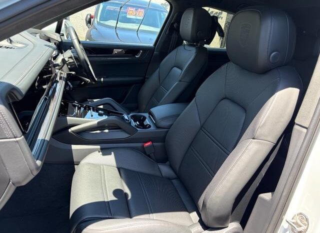 
								2025 PORSCHE CAYENNE COUPE CAYENNE GTS COUPE #266003 full									