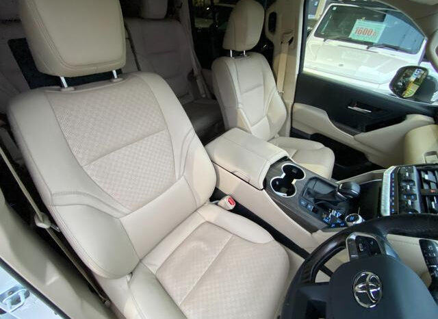 
								2024 TOYOTA LAND CRUISER ZX MODELLISTA #266010 full									