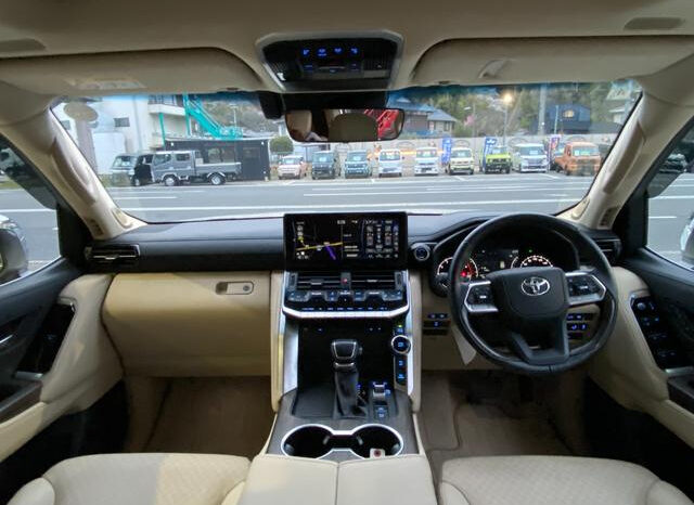 
								2024 TOYOTA LAND CRUISER ZX MODELLISTA #266010 full									