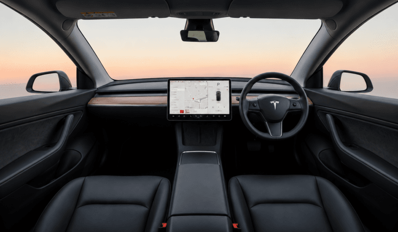 
								TESLA MODEL Y 2023 RWD full									