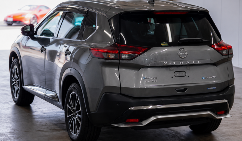 
								NISSAN X-TRAIL 2023 Autech e-4ORCE full									