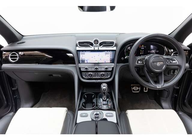 
								2022 BENTLEY BENTAYGA HYBRID #266004 full									