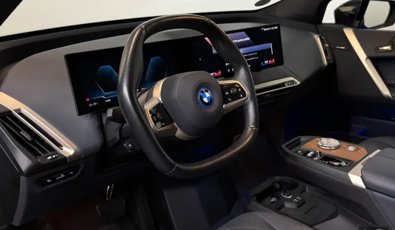 
								2022 BMW IX X DRIVE40 SPORT PKG full									