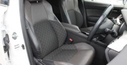
										2022 Toyota C-HR G full									