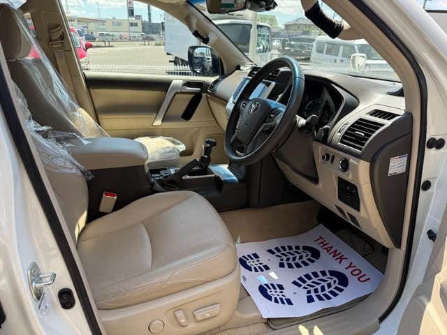 2023 TOYOTA LAND CRUISER PRADO TX #26715