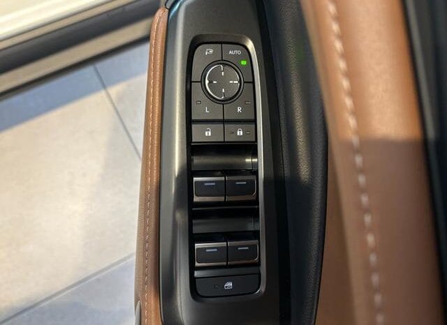 
								2024 LEXUS LBX RELAX #26798 full									