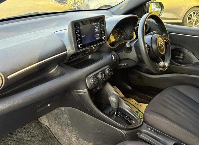 
								2022 TOYOTA YARIS X #267113 full									