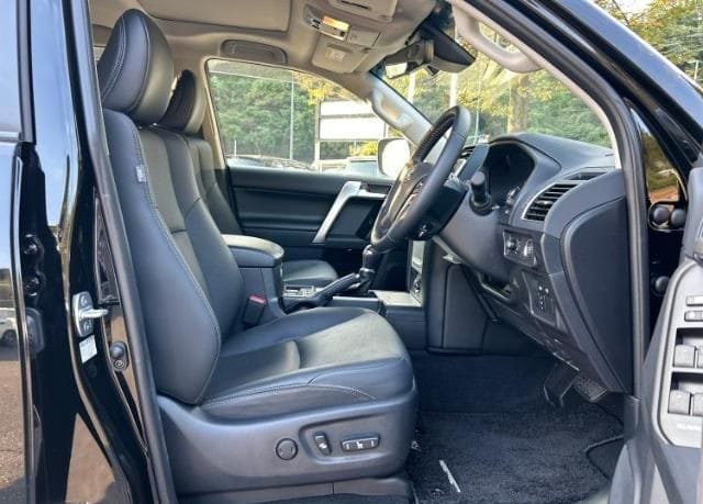 2023 Toyota Land Cruiser Prado TX