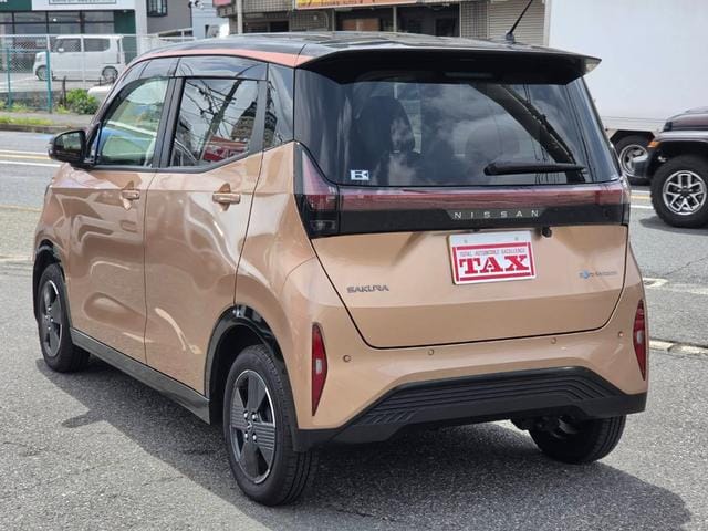 2023 NISSAN SAKURA X