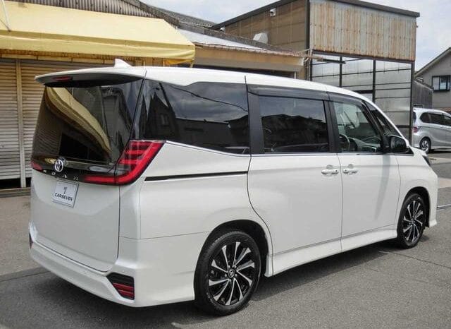 
								2023 TOYOTA NOAH S-Z full									
