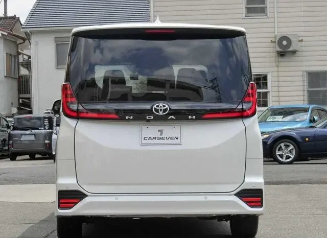 
								2023 TOYOTA NOAH S-Z full									