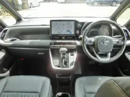 
										2023 TOYOTA NOAH S-Z full									