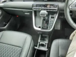 
										2023 TOYOTA NOAH S-Z full									