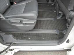 
										2023 TOYOTA NOAH S-Z full									