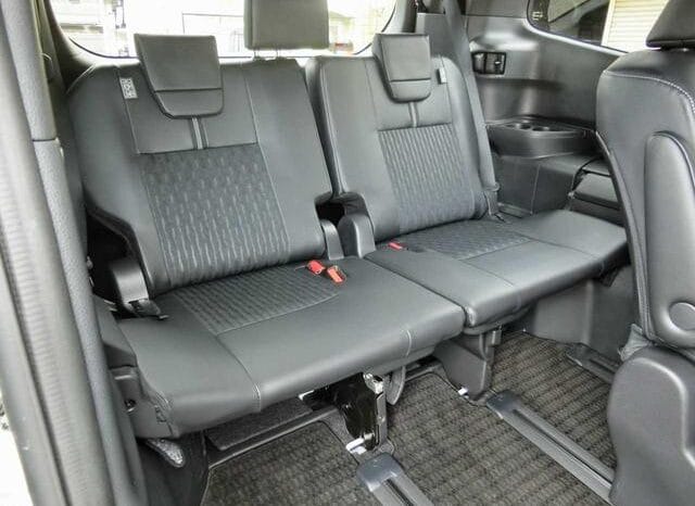 
								2023 TOYOTA NOAH S-Z full									