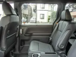 
										2023 TOYOTA NOAH S-Z full									