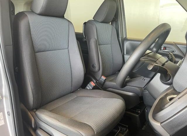 
								2023 TOYOTA NOAH X full									