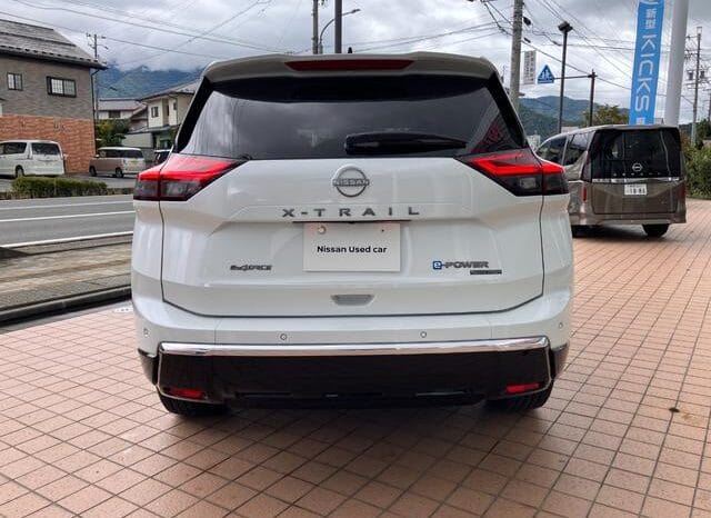 
								2025 NISSAN X-TRAIL G E-4ORCE full									