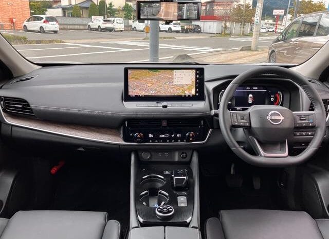 
								2025 NISSAN X-TRAIL G E-4ORCE full									