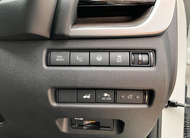 
								2025 NISSAN X-TRAIL G E-4ORCE full									