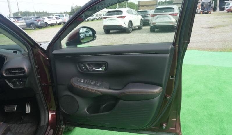 
								2025 HONDA ZR-V E-HEV Z PACKAGE full									