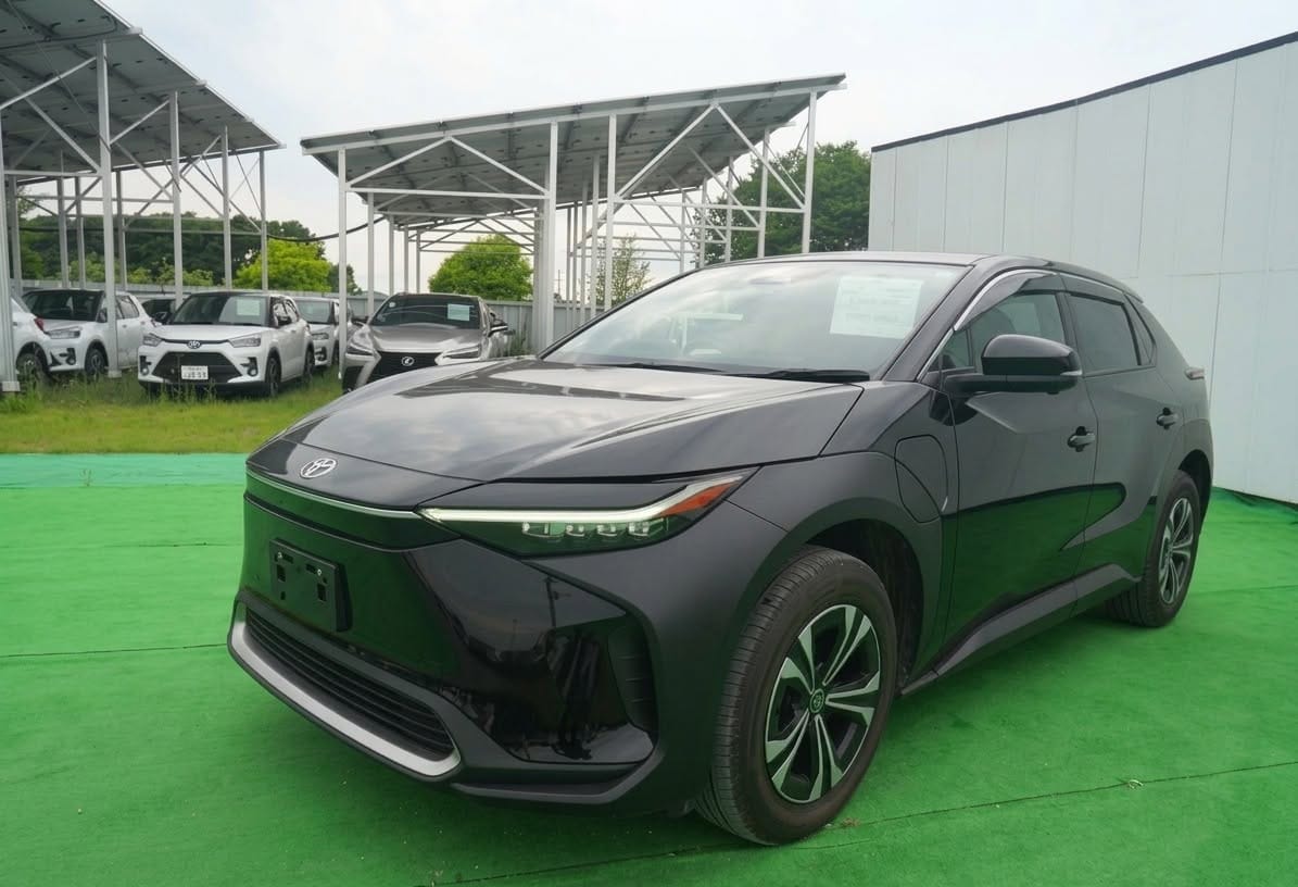 2023 TOYOTA BZ4X Z EDITION