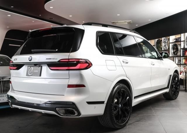 
								2023 BMW X7 X DRIVE 40D M SPORT full									