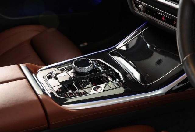 
								2023 BMW X7 X DRIVE 40D M SPORT full									