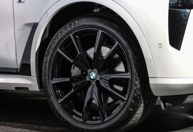 
								2023 BMW X7 X DRIVE 40D M SPORT full									
