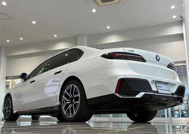 
								2024 BMW 7 SERIES 740D X DRIVE M-SPORT full									