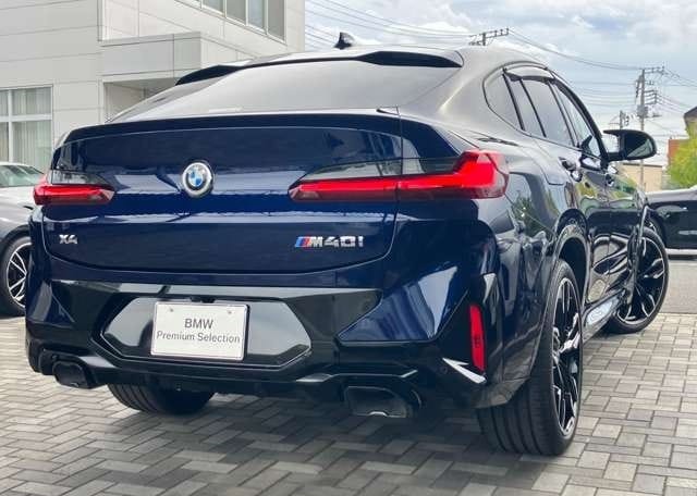 2023 BMW X4 M40i
