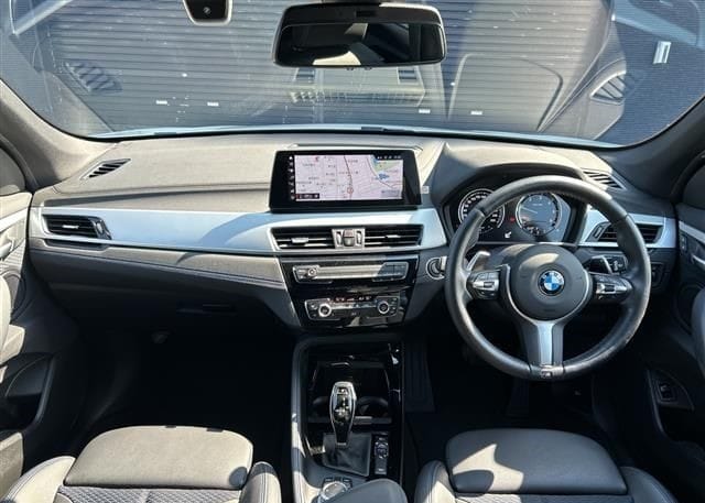 
								2022 BMW X1 X DRIVE 18D M SPORT full									