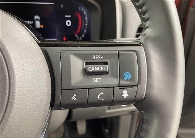 
								2023 NISSAN X-TRAIL X E-4ORCE X-TREMER X 4WD full									