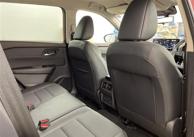 
								2023 NISSAN X-TRAIL X E-4ORCE X-TREMER X 4WD full									