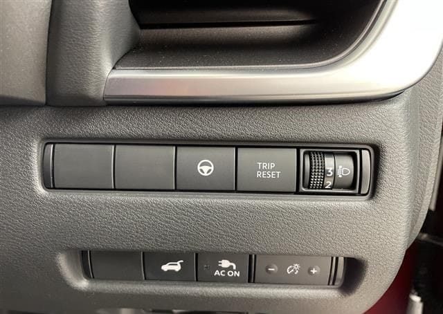 
								2023 NISSAN X-TRAIL X E-4ORCE X-TREMER X 4WD full									