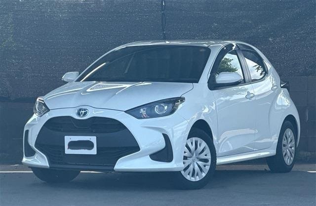 2023 TOYOTA YARIS HYBRID X