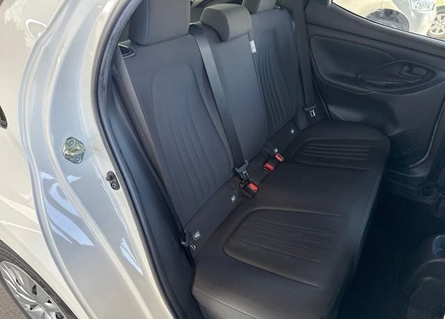 
								2023 TOYOTA YARIS HYBRID X full									