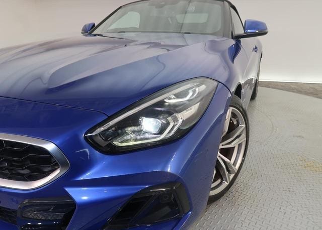 
								2023 BMW Z4 S DRIVE 20I M-SPORT full									
