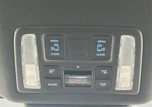 
								2023 TOYOTA NOAH S-Z full									