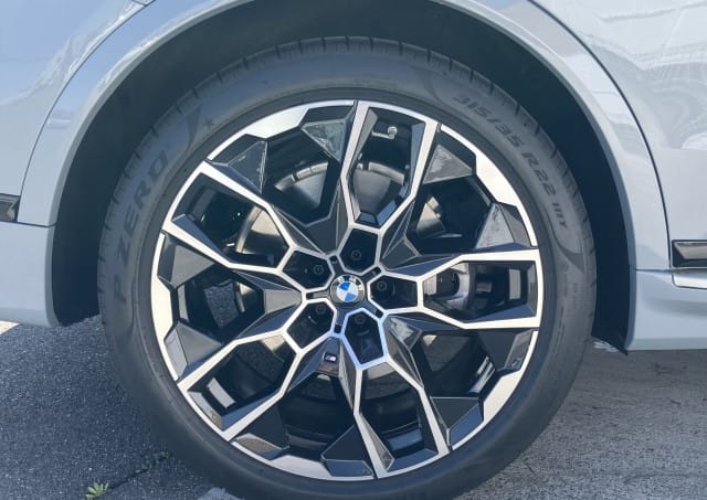 
								2025 BMW X7 X DRIVE 40D M SPORT full									