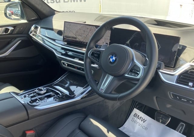 
								2025 BMW X7 X DRIVE 40D M SPORT full									