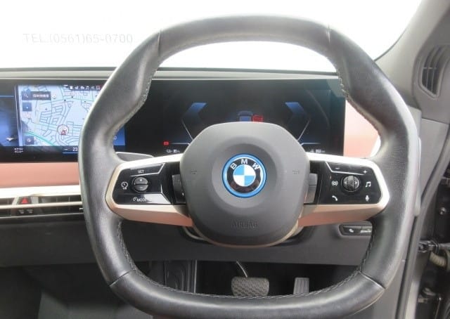 
								2022 BMW iX X DRIVE 40 full									